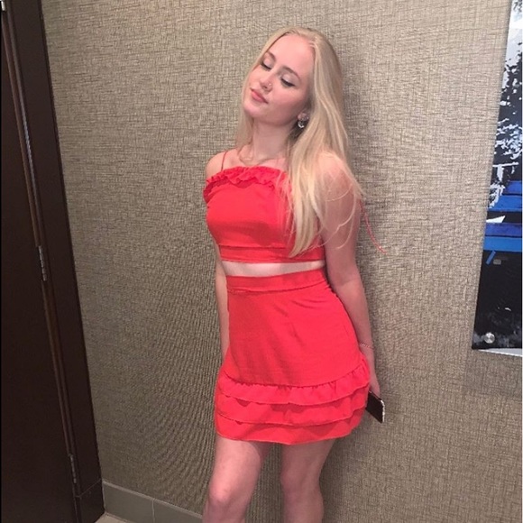 Two piece set❤️ fits like a medium - Picture 1 of 3